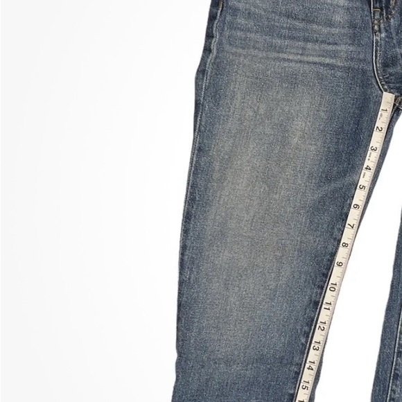 Madewell The Mom Jean High Rise Waist Size 23 Stone Denim Wash - Picture 6 of 9